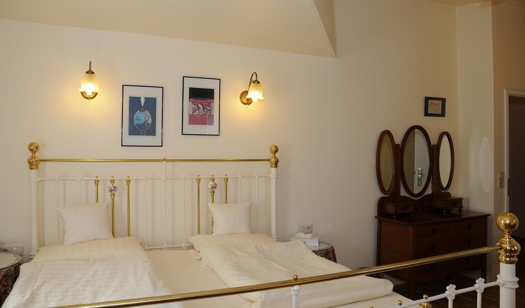 Hotel Admiral Wiesbaden Pokój zdjęcie